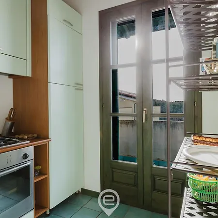 Casa Laura * ساريستو سوغليري